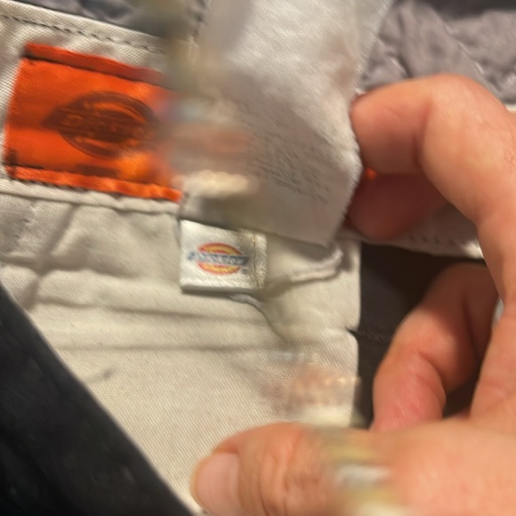 bundle of 2 Dickeys - Picture 5 of 7